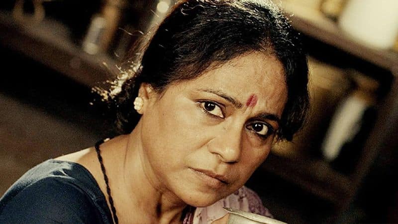 Bollywood actress Seema Biswas some life facts and controversies