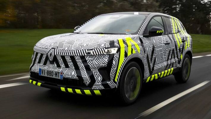 2022 Renault Austral new teasers reveal 2022 Renault Austral new teasers reveal