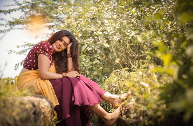 Actress Ineya latest hot photoshoot