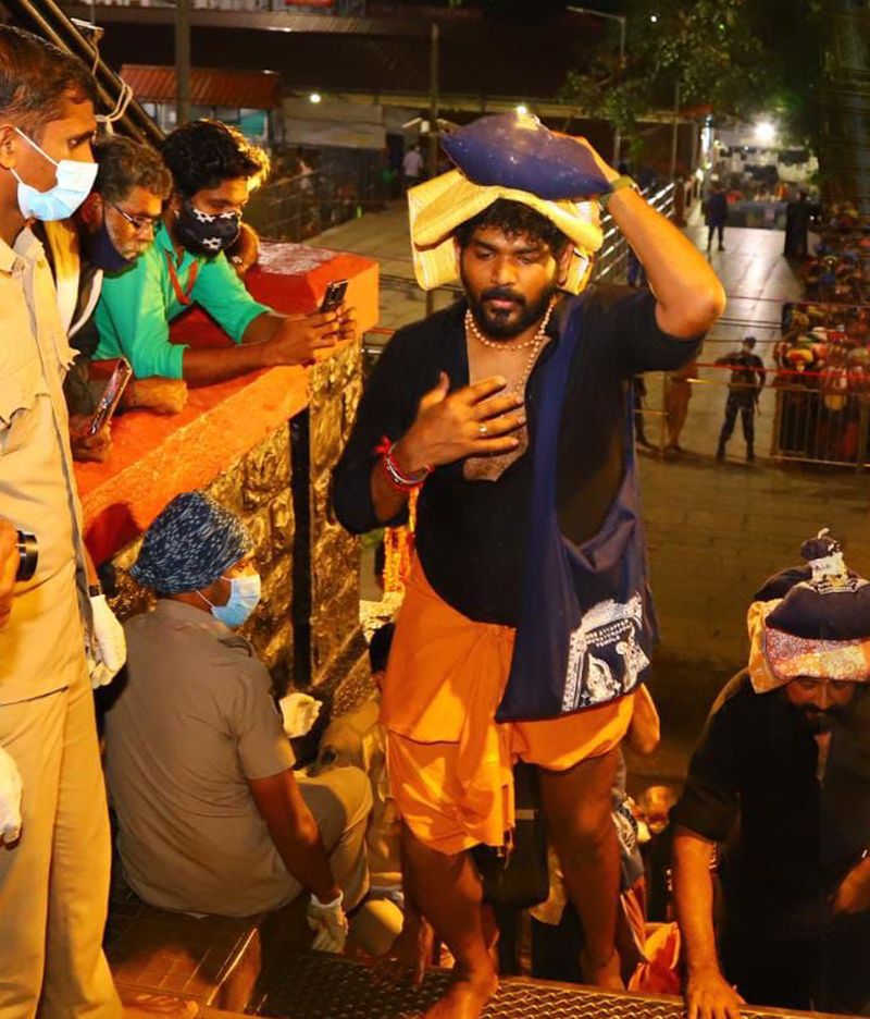 vignesh shivan went to sabarimala temple