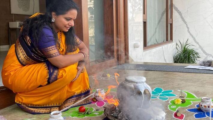 Telangana CM Chandrashekar Rao daughter K. Kavita celebrates Makar Sankranti KPA Telangana CM Chandrashekar Rao daughter K. Kavita celebrates Makar Sankranti KPA