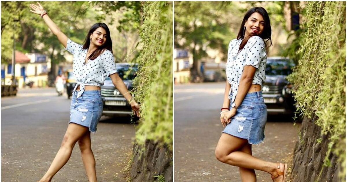 Ashna Zaveri latest : ஒட்டுப்போட்ட குட்டை ஜீன்ஸில்..அதகளம் பண்ணும் Ashna Zaveri