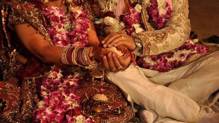 CAUGHT RED-HANDED : 26 Year Old Woman Caught Marrying For The 7th Time !! CAUGHT RED-HANDED : 26 Year Old Woman Caught Marrying For The 7th Time !!