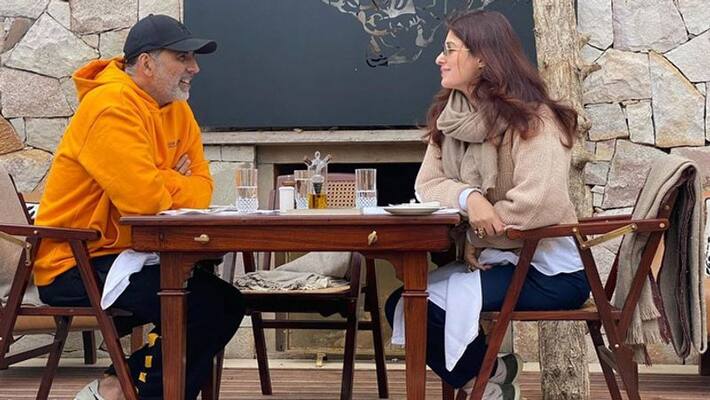 twinkle khanna wishes husband akshay kumar on 21st marriage anniversary share photo KPJ twinkle khanna wishes husband akshay kumar on 21st marriage anniversary share photo KPJ