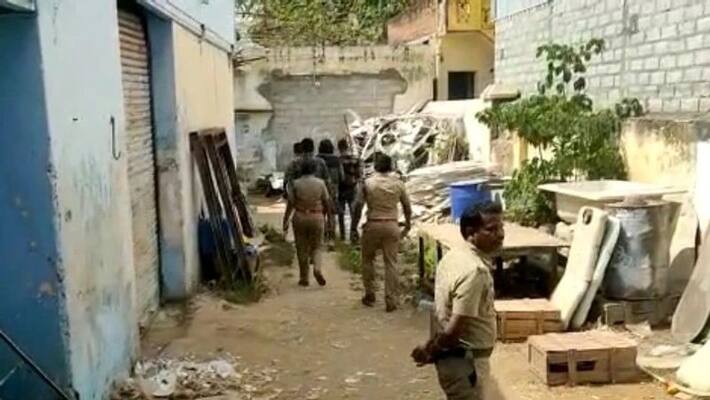 Public With Leopard Operation in Bengaluru grg Public With Leopard Operation in Bengaluru grg