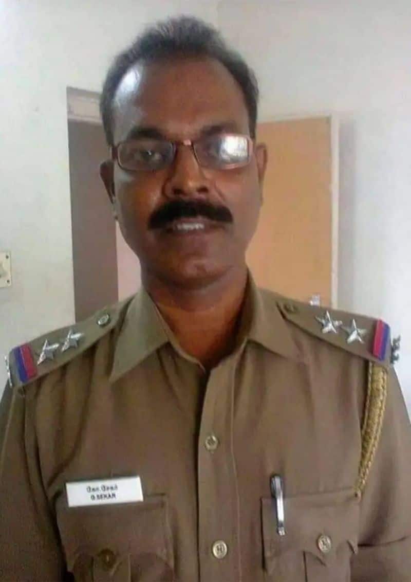 Sub inspector fired for slandering Tamil Nadu government on social media