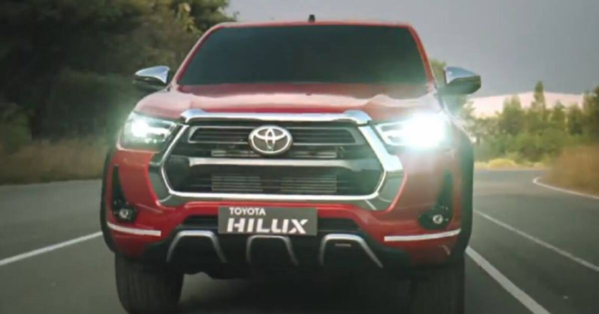 Toyota Hilux : அதிநவீன அம்சங்கள், அசத்தல் தோற்றம் - இந்தியாவில் டொயோட்டா ஹிலக்ஸ் அறிமுகம்