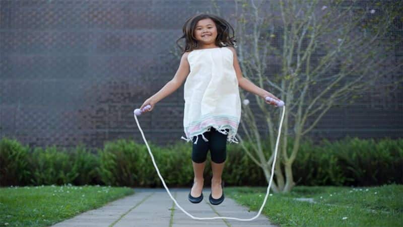 Covid 19 Omicron effect: 7 Best Exercises for Kids to Keep Them Active and Healthy at home dva