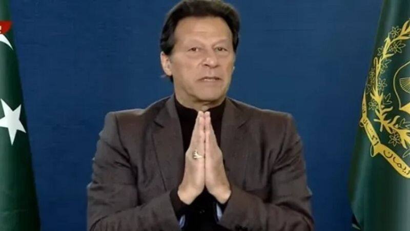 Imran Khan akan meminta pinjaman di negara tempat tamu diundang.