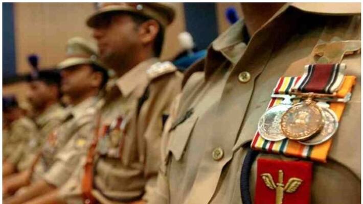 901 police personnel get medals over republic day 901 police personnel get medals over republic day