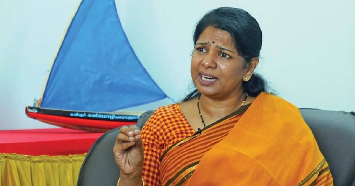 ஏன் இந்த மொழி வெறி..? ஹிந்தி மொழி சமூக பிரச்சனையை தீர்க்குமா..? எம்.பி கனிமொழி காட்டம்..