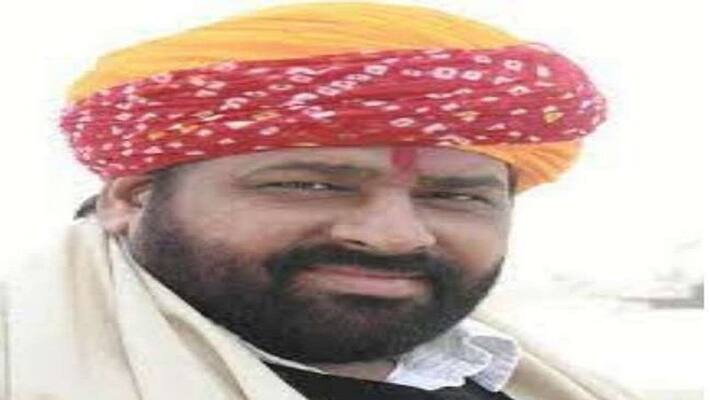 Samajwadi Party leader in Amroha BJP MLA police administration UP Chunav Samajwadi Party leader in Amroha BJP MLA police administration UP Chunav