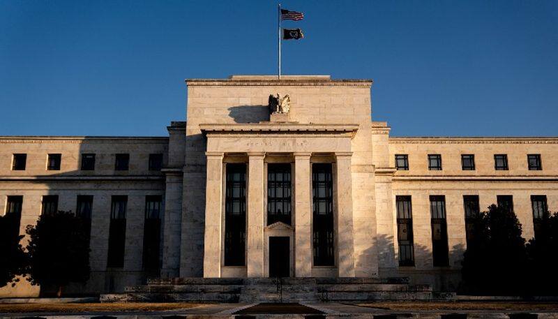 In an effort to combat inflation, the Fed raises interest rates by 75 basis points.