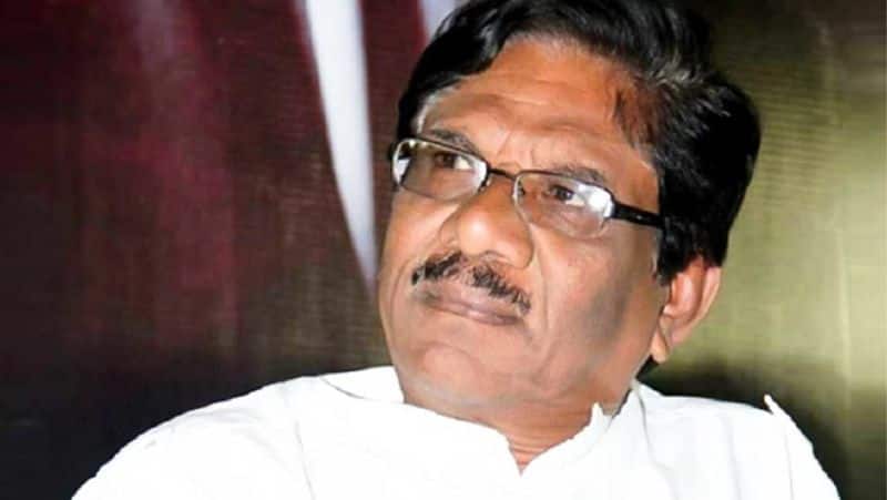 shocking director bharathiraja again admitted for hospital 