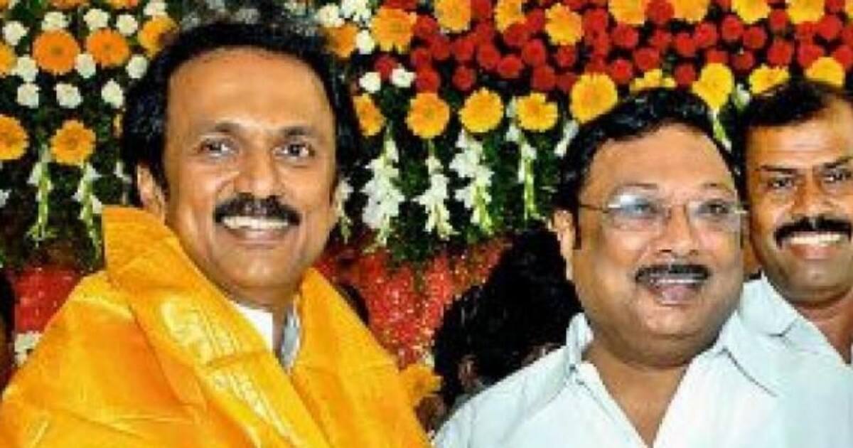 திமுகவில் மீண்டும் அஞ்சா நெஞ்சன் அழகிரி..??  இளைஞர் அணியில் துரைக்கு பதவி..?? உடைக்கும் ரவீந்திரன் துரைசாமி.