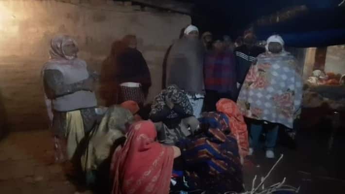 Uttar Pradesh Three children died after being buried under the roof of a room at brick kiln in Baghpat Uttar Pradesh Three children died after being buried under the roof of a room at brick kiln in Baghpat