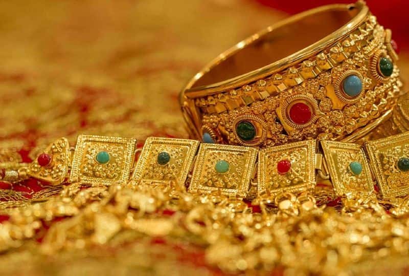 Gold Price Today Hits Rs 55,000 for First Time in One-and-half Years