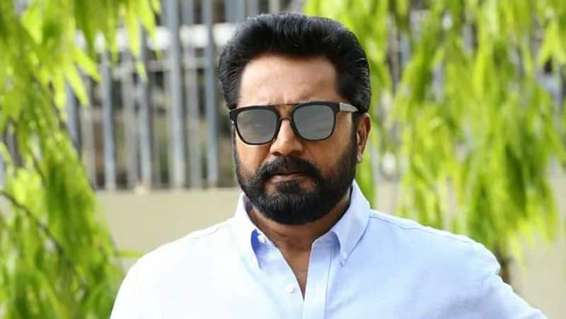 Actor Sarathkumar takes action on rummy advertisement question