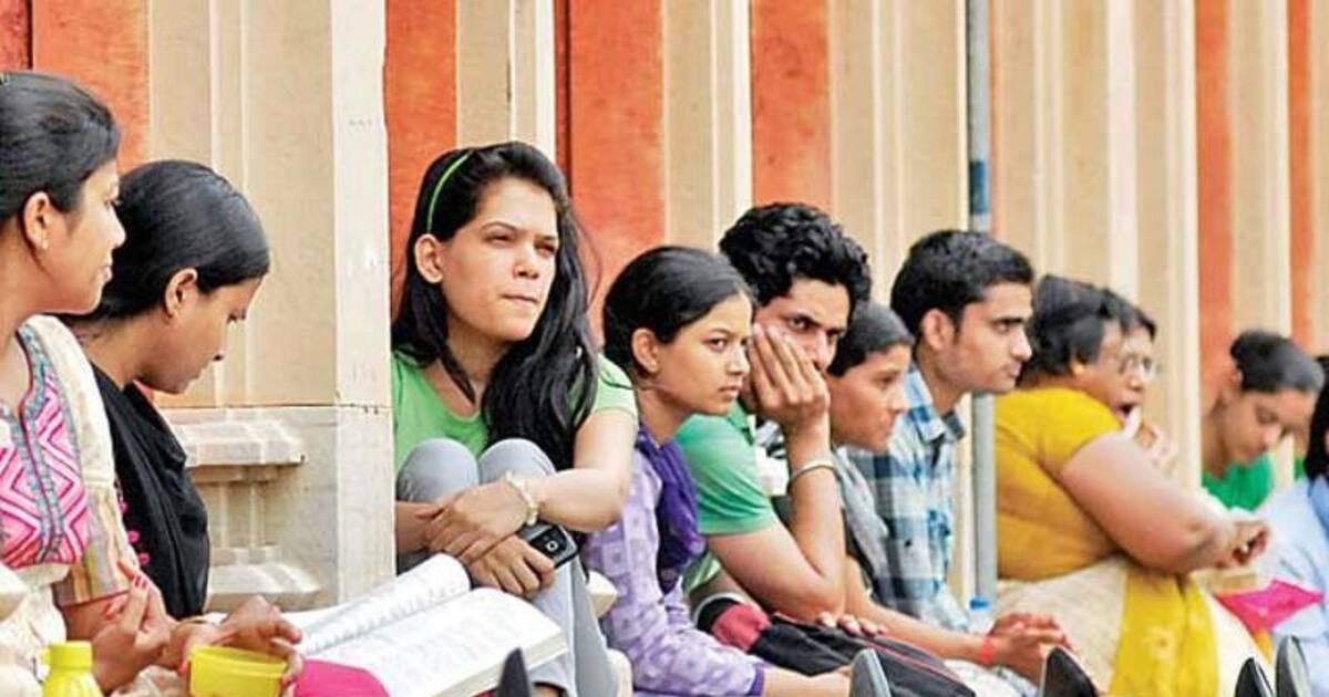 மாணவர்களே அலர்ட்..! இனி ஒரே நேரத்தில் இரண்டு degree வாங்கலாம்.. ஆனால் ஒரு Condition.. முழு விவரம்..