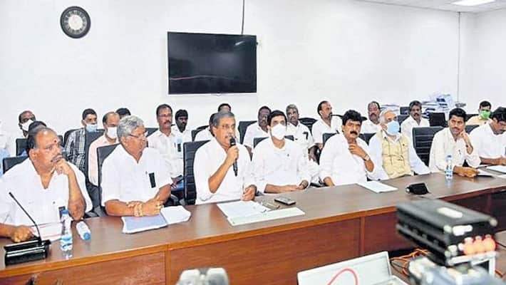 AP employees union leaders meet the committee of ministers