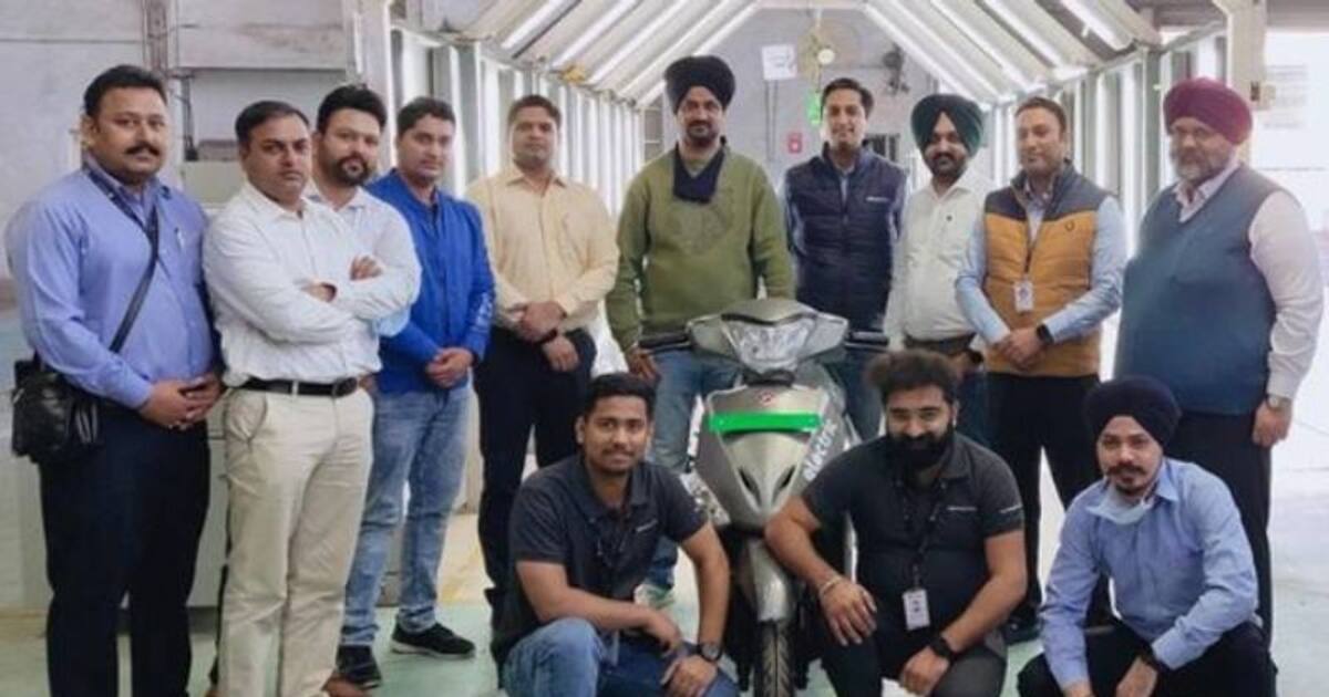 ஹீரோ எலெக்ட்ரிக் - மஹிந்திரா கூட்டணியில் முதல் எலெக்ட்ரிக் வாகனம் வெளியீடு