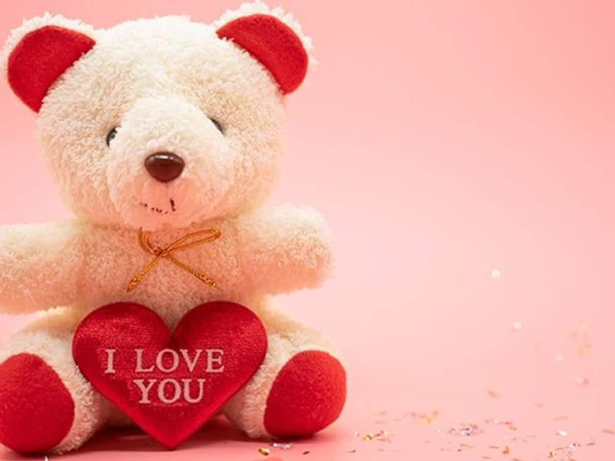 Happy Teddy Day 2022 Images & Quotes: Latest Wishes, HD Wallpapers Of Cute  Teddy Bears And Romantic Messages To Celebrate the Fourth Day of  Valentine's Week