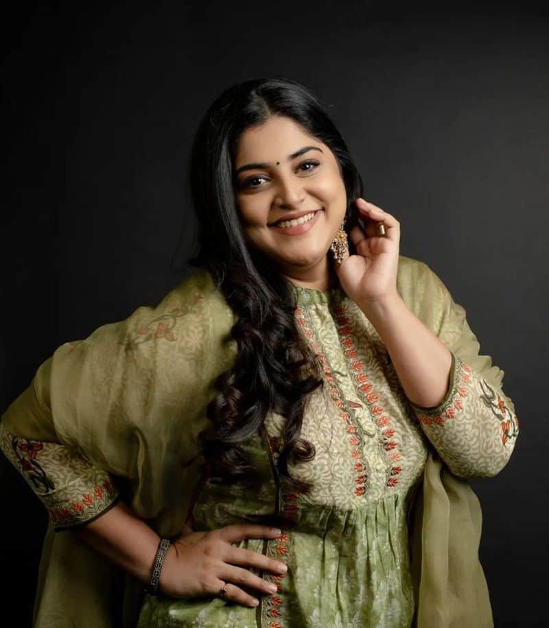 Actress Manjima Mohan clears rumours about her marriage