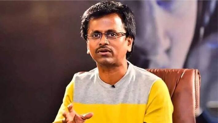 Sivakarthikeyan to join hands with director A R Murugadoss? Sivakarthikeyan to join hands with director A R Murugadoss?
