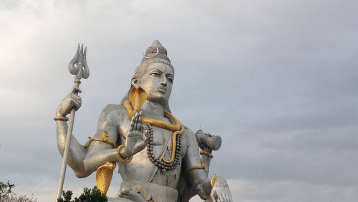 Know why Shravana Monday Shiv Puja vrat what is its importance BDD Know why Shravana Monday Shiv Puja vrat what is its importance BDD