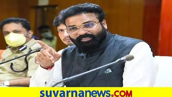 50 Acres of Land Allotted for the Start of Textiles Park in Ballari Says B Sriramulu grg 50 Acres of Land Allotted for the Start of Textiles Park in Ballari Says B Sriramulu grg