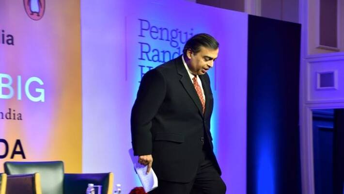 How much does Mukesh Ambani earn per minute How much does Mukesh Ambani earn per minute
