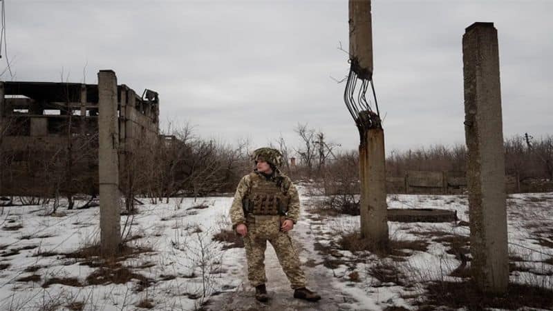 russia ukraine conflict 3 તસવીરોમાં જુઓ યુક્રેનમાં સૈનિકોના બોમ્બ અને મિસાઈલના ભય વચ્ચે કેવી રીતે સમય પસાર કરી રહ્યા છે