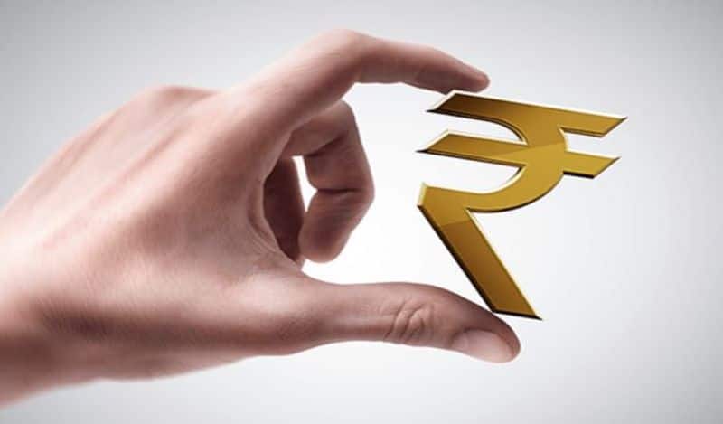 rupee hits new low: dollar vs rupee:   Rupee weakens To A New All-Time Low ; Markets Eye RBI