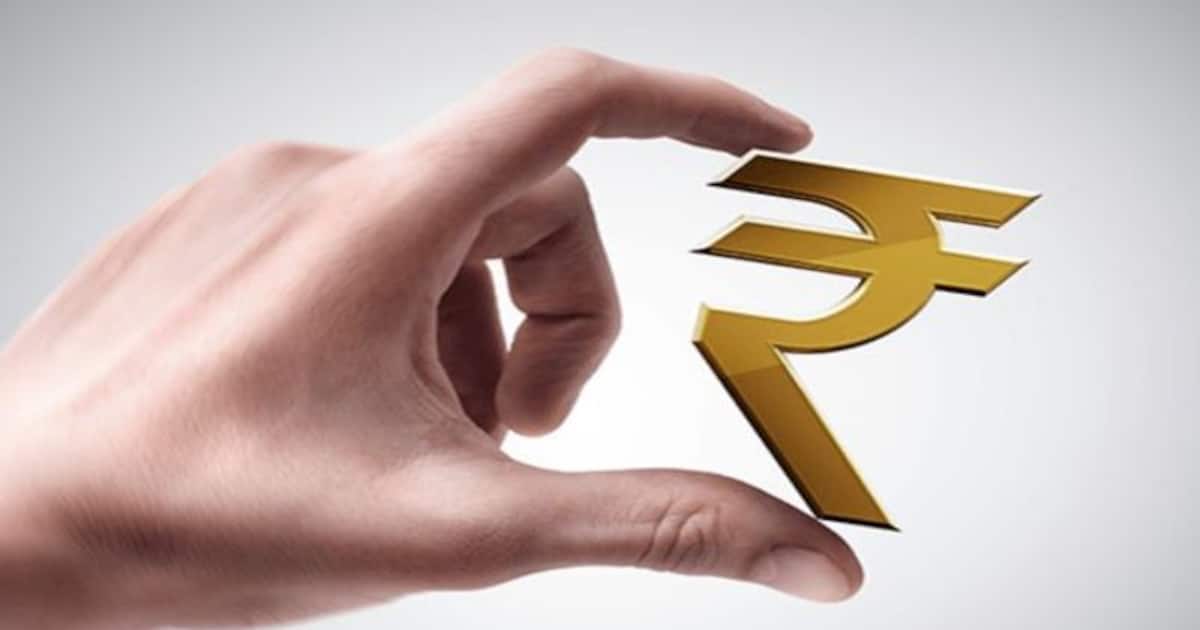 rbi: rupee hits all time low: தப்பித்தது ரூபாய் மதிப்பு: ரிசர்வ் வங்கி தலையீட்டால் மதிப்பு சரியாமல் மீண்டது