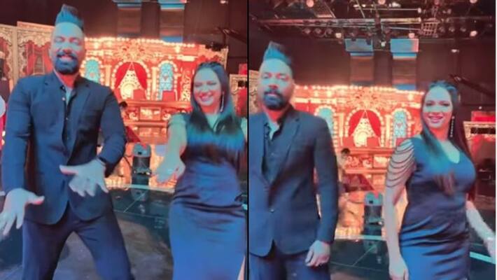 kudumbavilakku actress Saranya Anand with her husband super Dance kudumbavilakku actress Saranya Anand with her husband super Dance