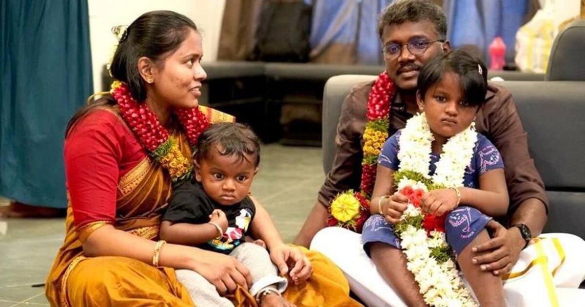 Mari Selvaraj's new home: அழகான வீட்டில் குடும்பத்துடன் குடியேறிய இயக்குனர் மாரி செல்வராஜ்! வைரல் புகைப்படம்.!