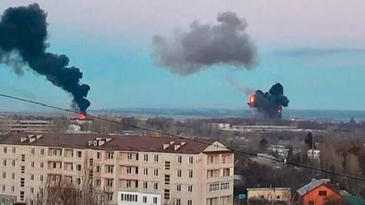 18 people killed in Odessa in missile attack, says Ukraine; Russian cargo  ships hit by Ukrainian missiles