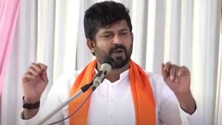 where is Siddaramaiah constituency Ask Pratap Simha snr where is Siddaramaiah constituency Ask Pratap Simha snr