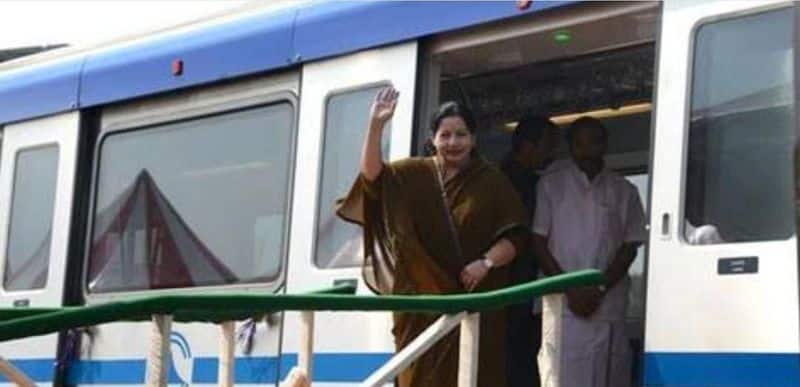 EPS condemns removal of Jayalalitha name from Koyambedu metro station kak