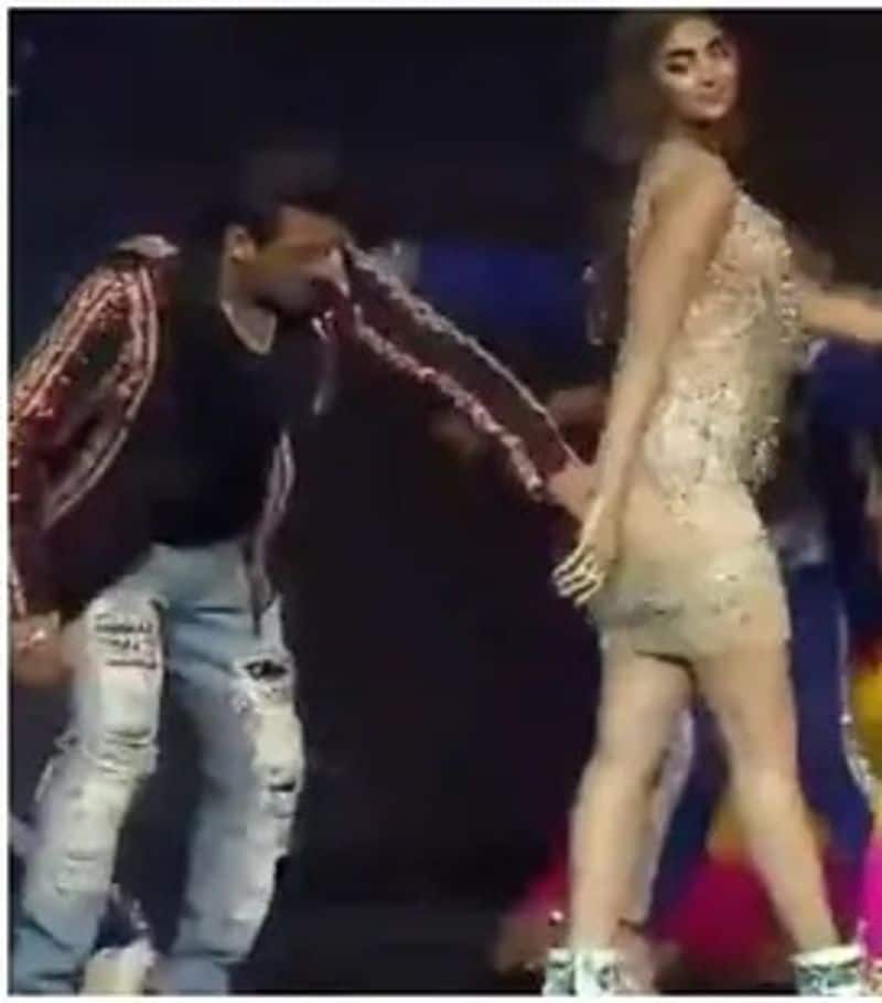 Salmankhan Sex - Salman Khan trolled for his moves with Pooja Hegde; fans call it 'pure  cringe' and 'inappropriate'