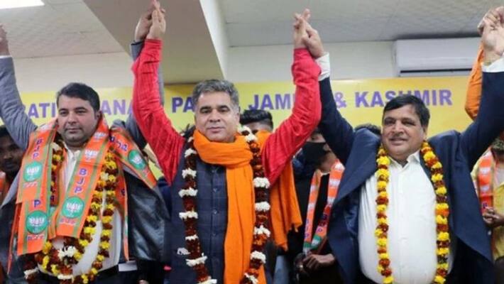 Congress Leader Ghulam Nabi Azad Nephew Joins BJP In Jammu kashmir Congress Leader Ghulam Nabi Azad Nephew Joins BJP In Jammu kashmir