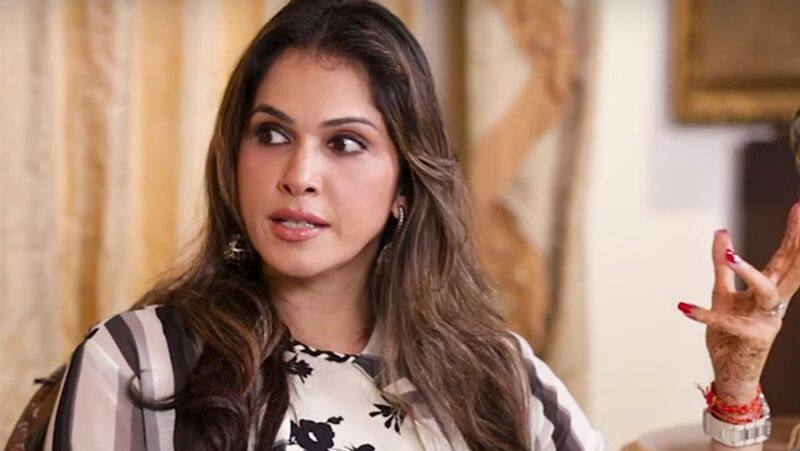 Ayalaan movie actress Isha Koppikar shocking allegations against bollywood actor