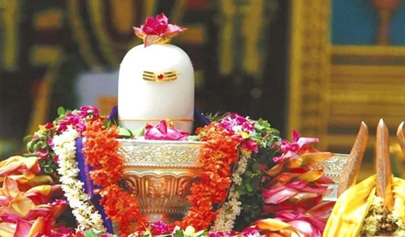Mantras to chant on Maha Sivarathri
