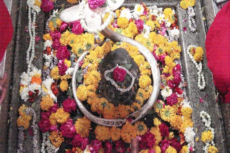 Visit Omkareshwar Jyotirling This Sawan Know The Mythological Belief skr