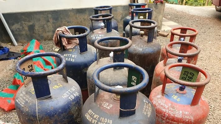 Commercial cooking gas cylinder prices slashed check rates for your city mda Commercial cooking gas cylinder prices slashed check rates for your city mda