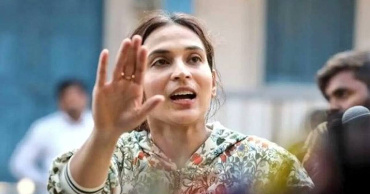 Aishwaryaa : அவர் தான் எனக்கு குரு... என் அப்பா மாதிரி! ஒரே மெசேஜில் தனுஷ் ரசிகர்களை குஷியாக்கிய ஐஸ்வர்யா