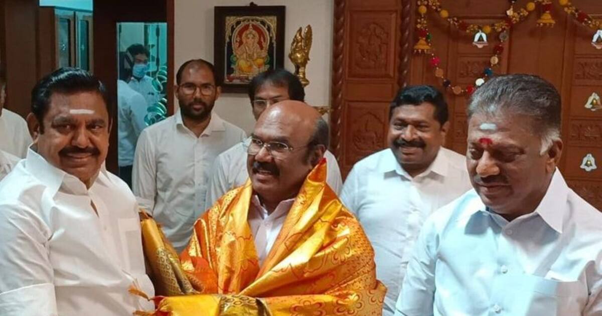 புழலில் இருந்து புயலாய் கிளம்பிய ஜெயக்குமார்...! வீட்டிற்கே ஓடி சென்று பார்த்த ஓபிஎஸ்- ஈபிஎஸ்