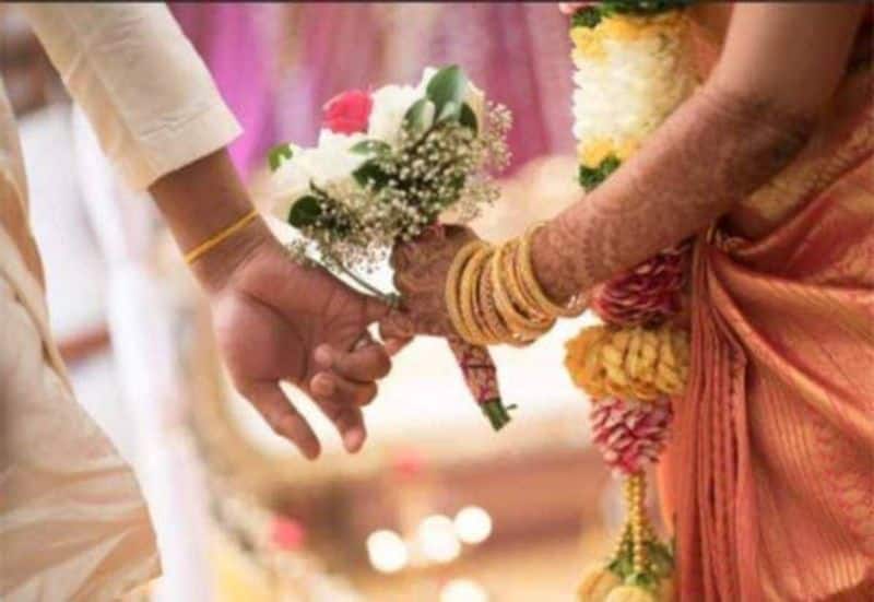 In Uttar Pradesh, the incident where the mother-in-law presented fake jewelery to the bride has caused a stir