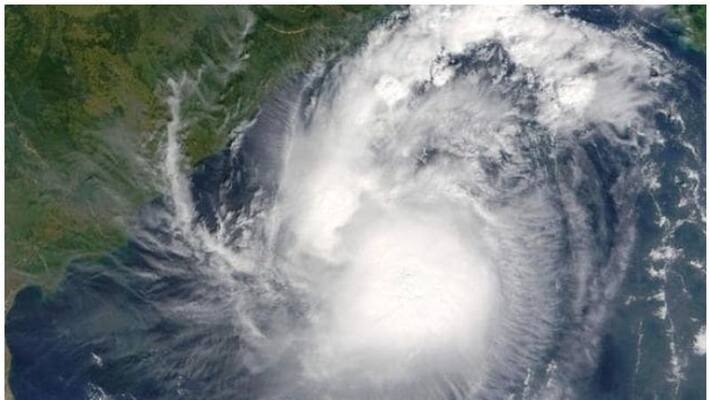 IMD issues cyclone alert may pass through Odisha West Bengal coast gcw IMD issues cyclone alert may pass through Odisha West Bengal coast gcw
