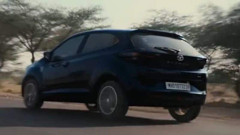 Tata Altroz DCT automatic launched at Rs 8.10 lakh